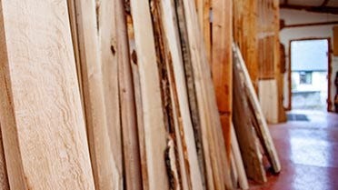 Scottish Wood – a sawmill successfully utilizing local Scottish timber.